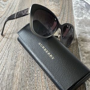 Burberry sunglasses
